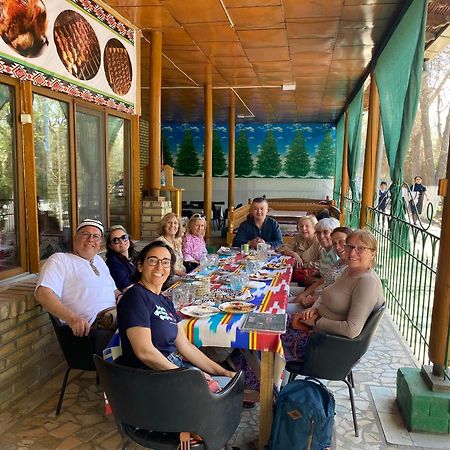 Central Park Hostel Khiva Bagian luar foto