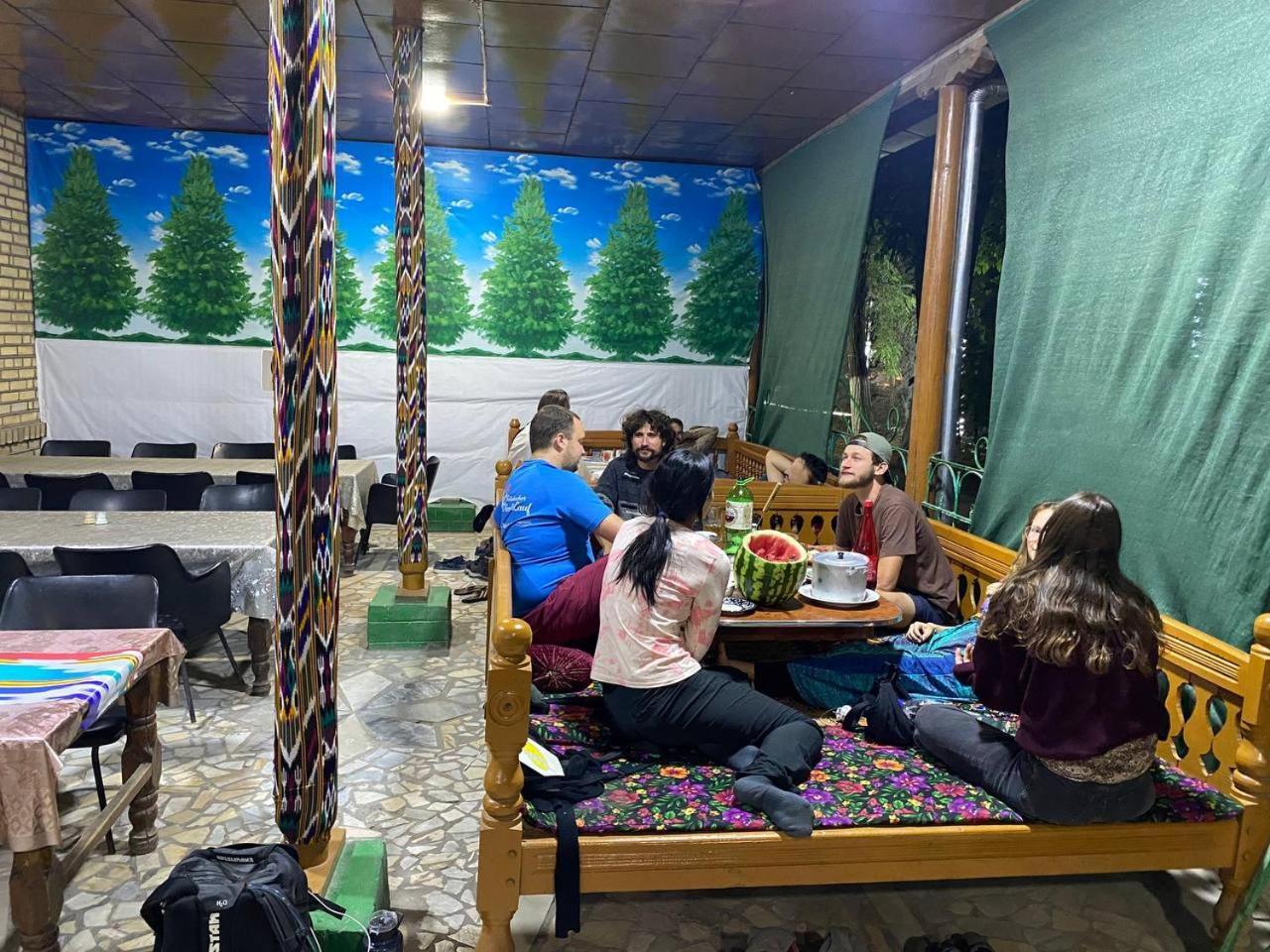 Central Park Hostel Khiva Bagian luar foto