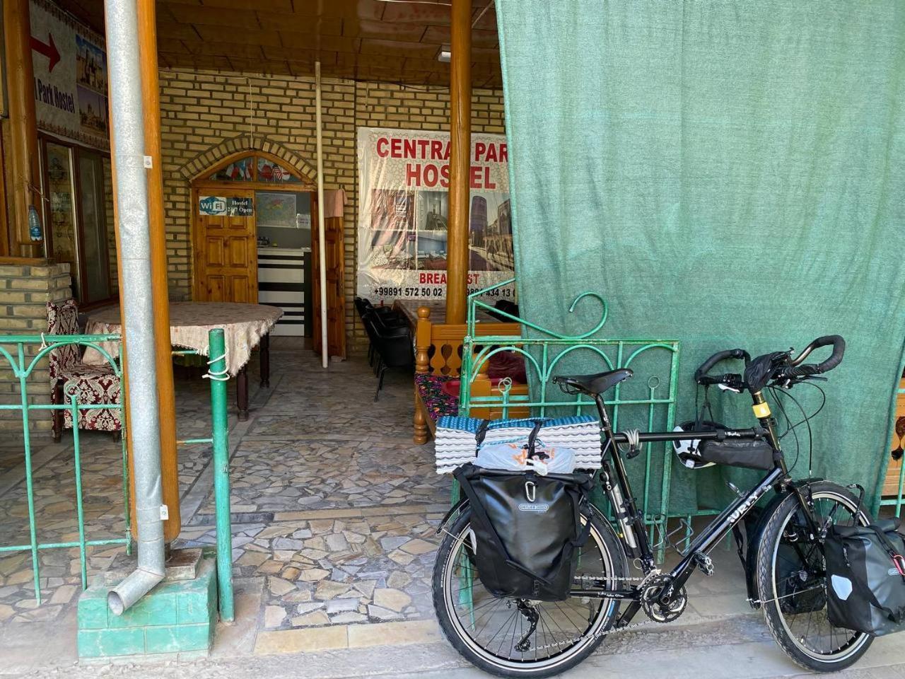 Central Park Hostel Khiva Bagian luar foto