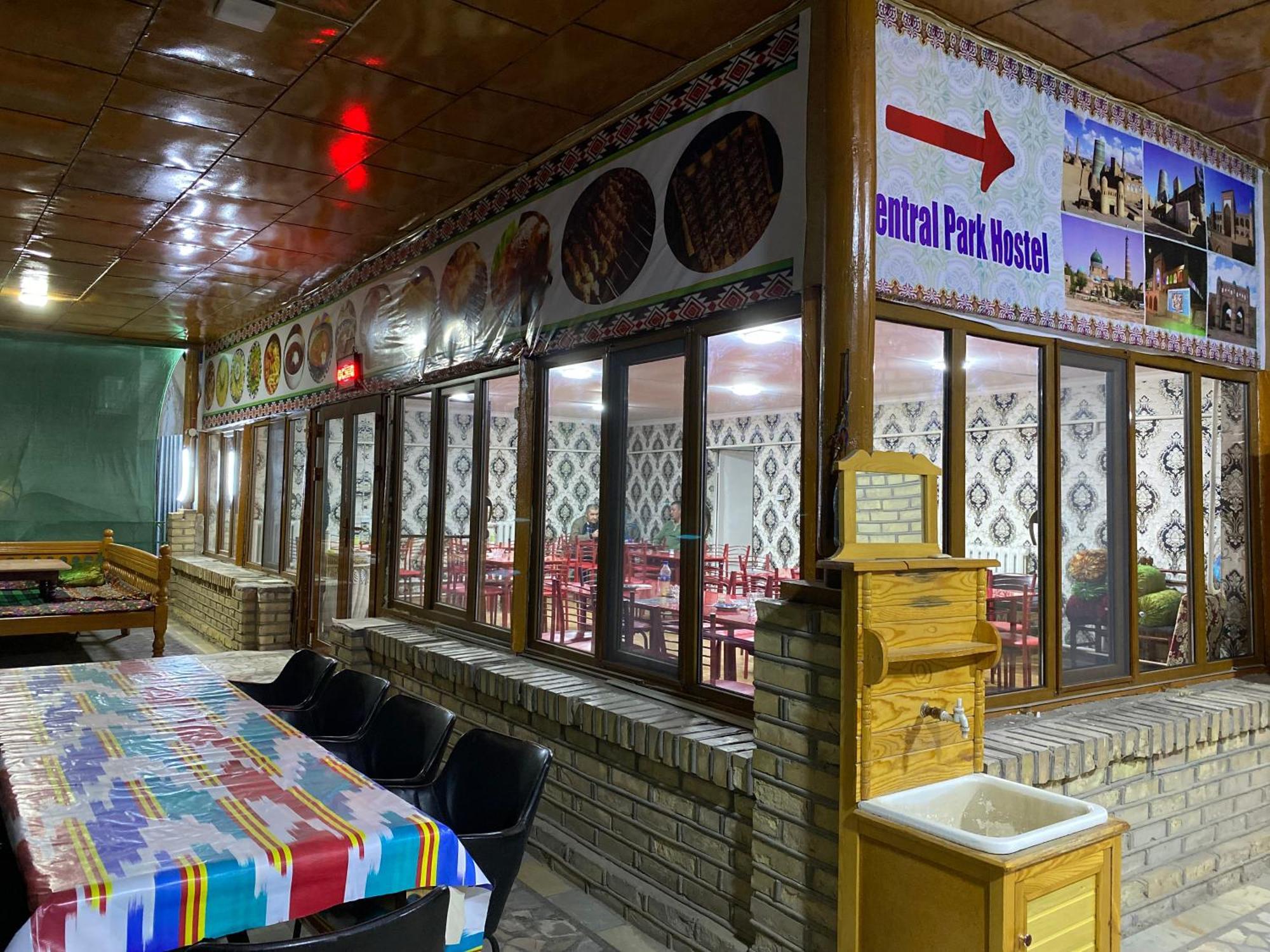 Central Park Hostel Khiva Bagian luar foto