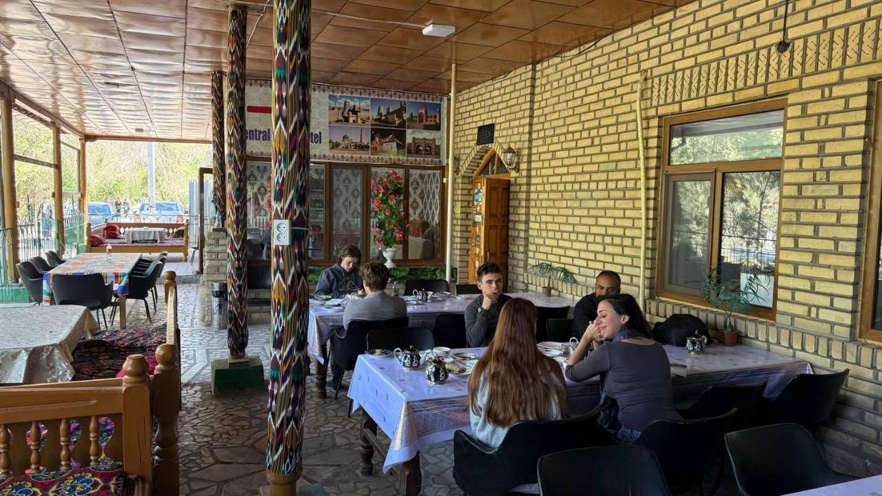 Central Park Hostel Khiva Bagian luar foto