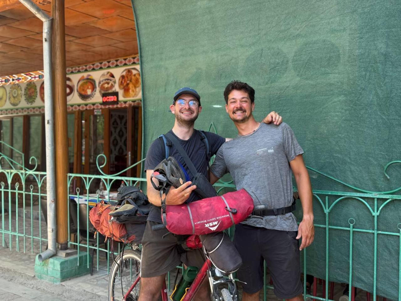 Central Park Hostel Khiva Bagian luar foto