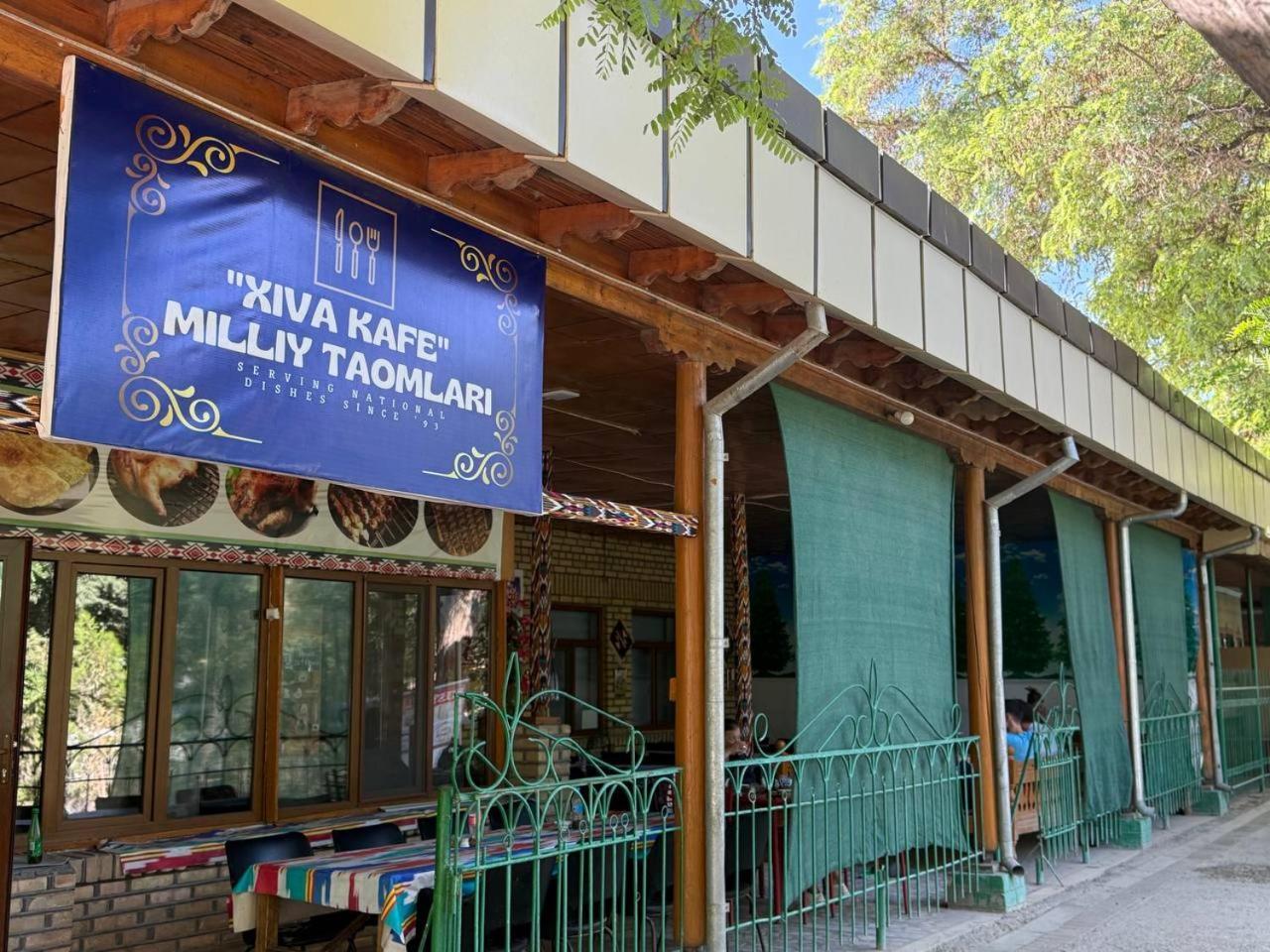 Central Park Hostel Khiva Bagian luar foto